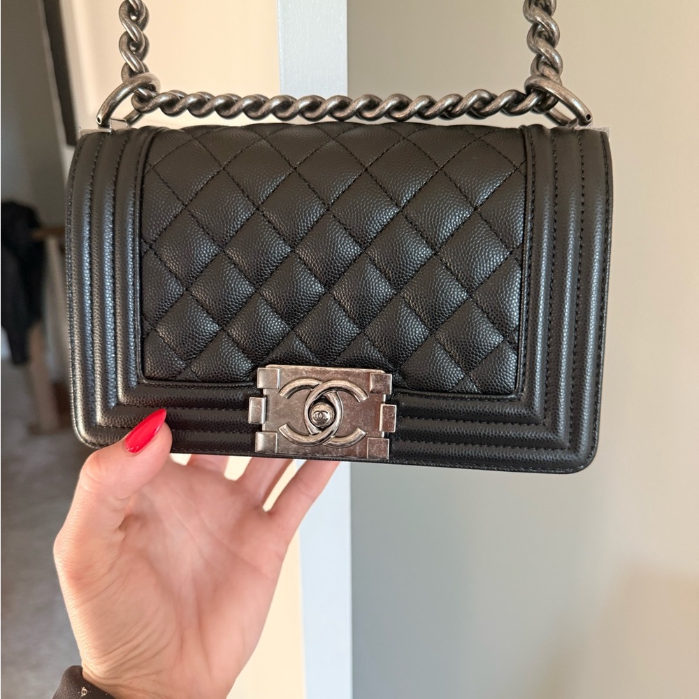 CHANEL Black Quilted Crossbody with Silver Chain